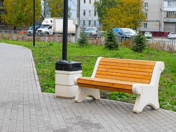 Выполнение работ по благоустройству общественной территории: 'Сквер по ул. Плотникова'