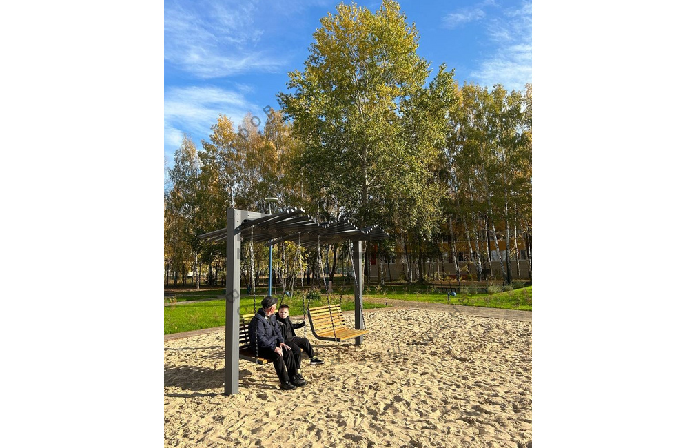 Парковые качели 'Лилу'
