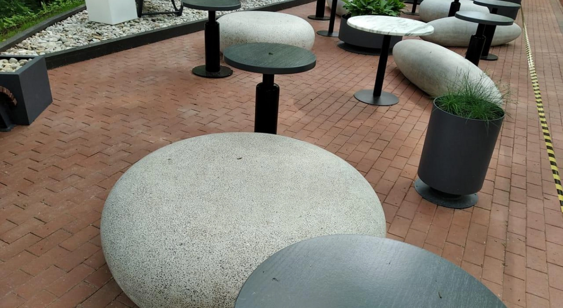 Выполнен первый этап благоустройства уличной площадки ресторана 'Парк культуры' в Нижнем Новгороде